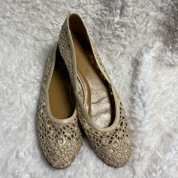 Stuart Weitzman Lace embroidery Beige slip on flats beige leather trim SZ10 - Picture 5 of 8